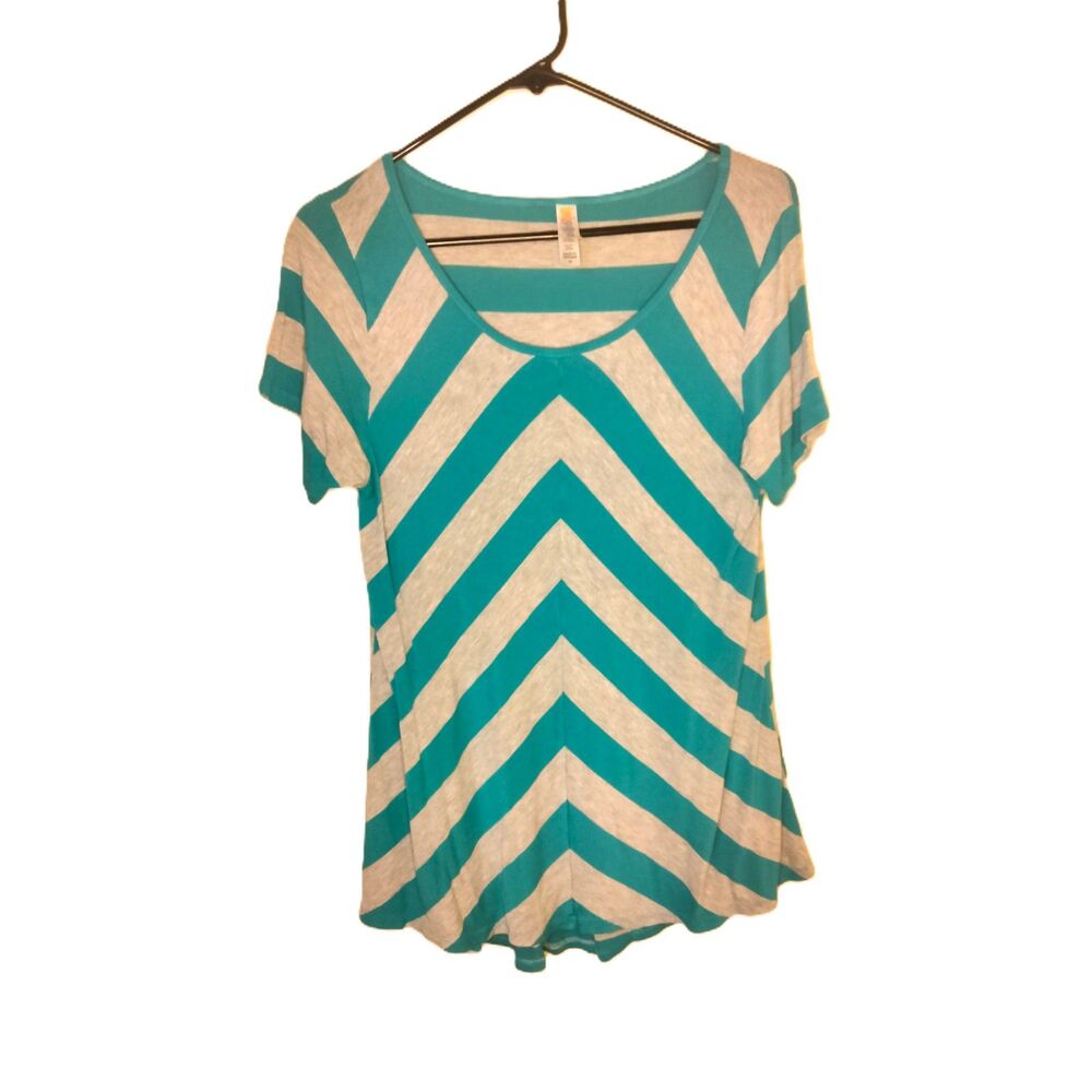 LuLaRoe ~ Turquoise Grey Chevron Stripe Short Sleeve Top ~ Size Medium